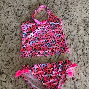 Bathing suit